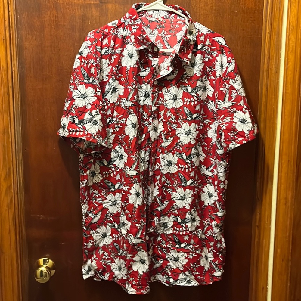 SHEIN floral print short-sleeved button down top Sz XXXL